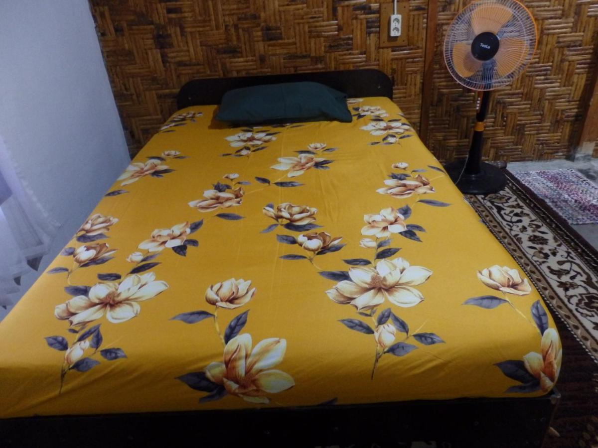 Magpie Homestay & Jungle Trekking Only For Guest Trekking With Us Bukit Lawang Exteriér fotografie