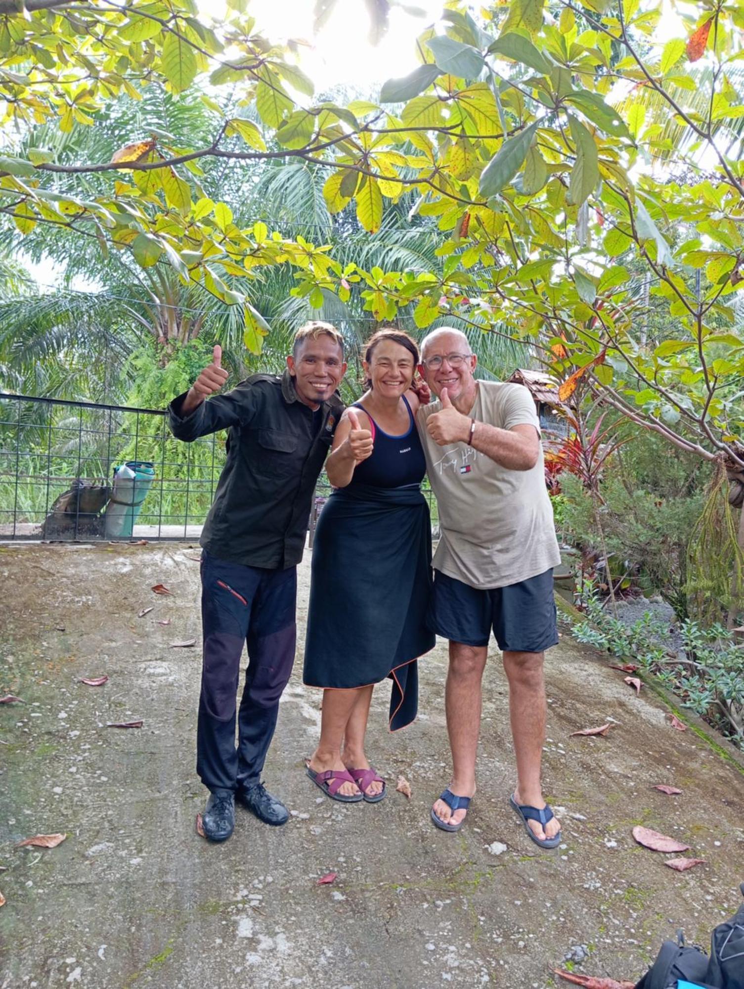 Magpie Homestay & Jungle Trekking Only For Guest Trekking With Us Bukit Lawang Exteriér fotografie